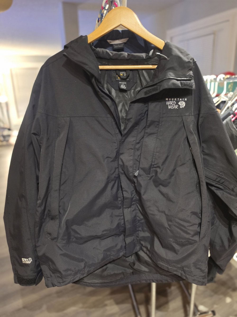 Mountain Hardwear Men's Black Waterproof Hooded Jacket